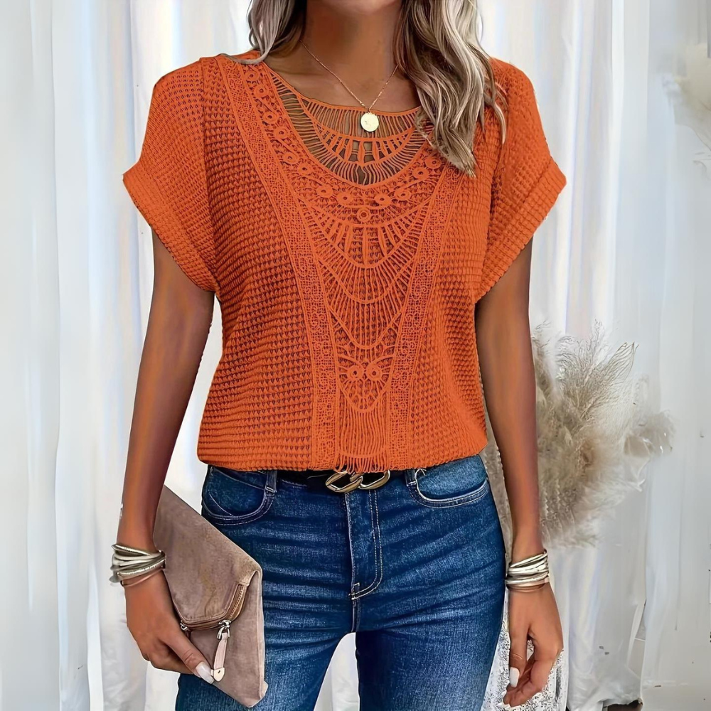 MARIELLE | SPITZE TOP MIT ELEGANTEM FLUSS
