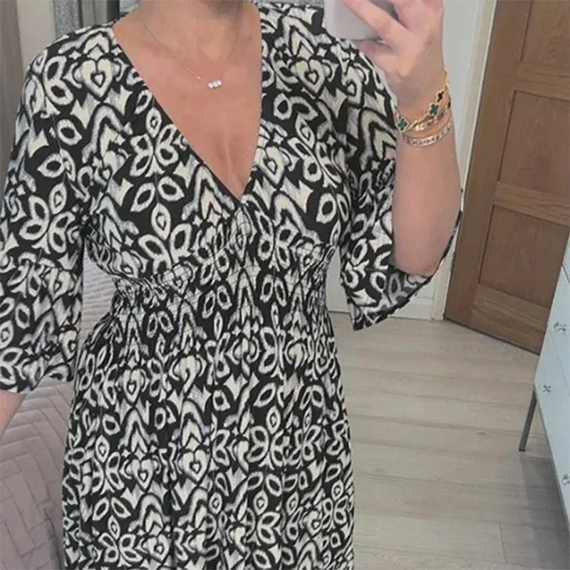 VENU | LÄSSIGES BOHO V-AUSSCHNITT KLEID